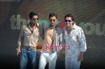 Bobby Deol, Irrfan Khan and Suniel Shetty promote Thank You in Madh Island, Mumbai on 22nd March 2011 (36).JPG